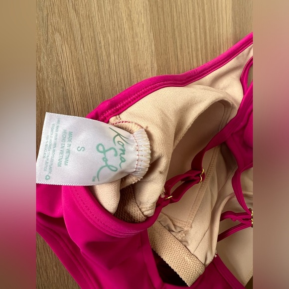 NWOT Bikini Top Bundle Set of 2 Hot Pink Nude Knotted Underwire Swimwear - Picture 11 of 11